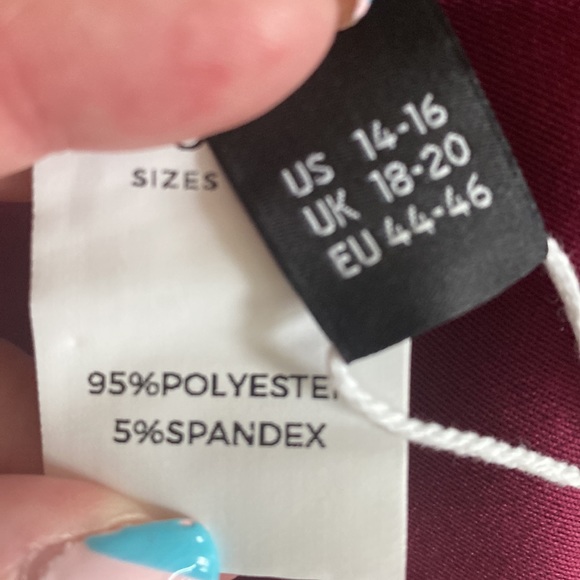 Plain Notched Pleated Detail Spaghetti Strap Wrap Hem Dress - Picture 7 of 7